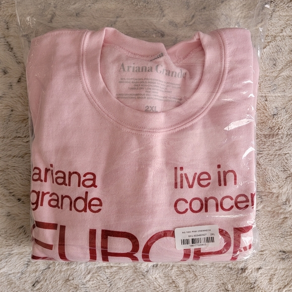 Live in Europe 1993 Crewneck - 2XL - Ariana Grande - Picture 9 of 13